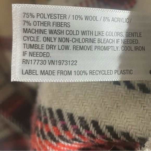 Universal Thread Ivory|Red Plaid Button Down Shacket Sz XS - Picture 4 of 5